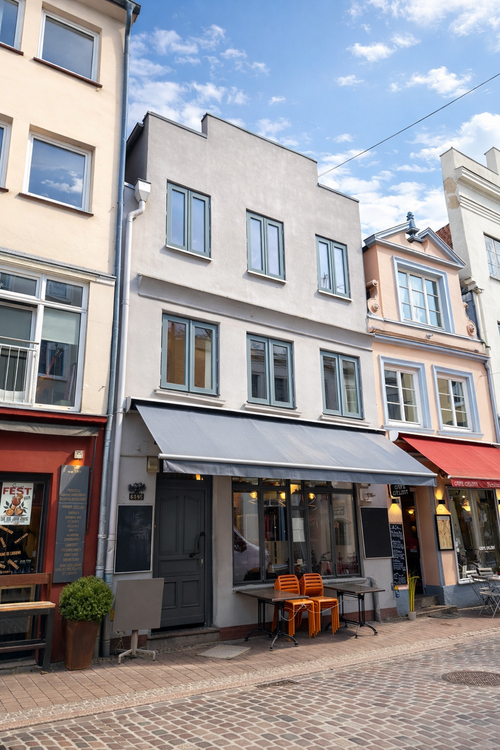 Thumbnail-Wohnung zum Kaufen in Lübeck 215.000,00 € 66.76 m²