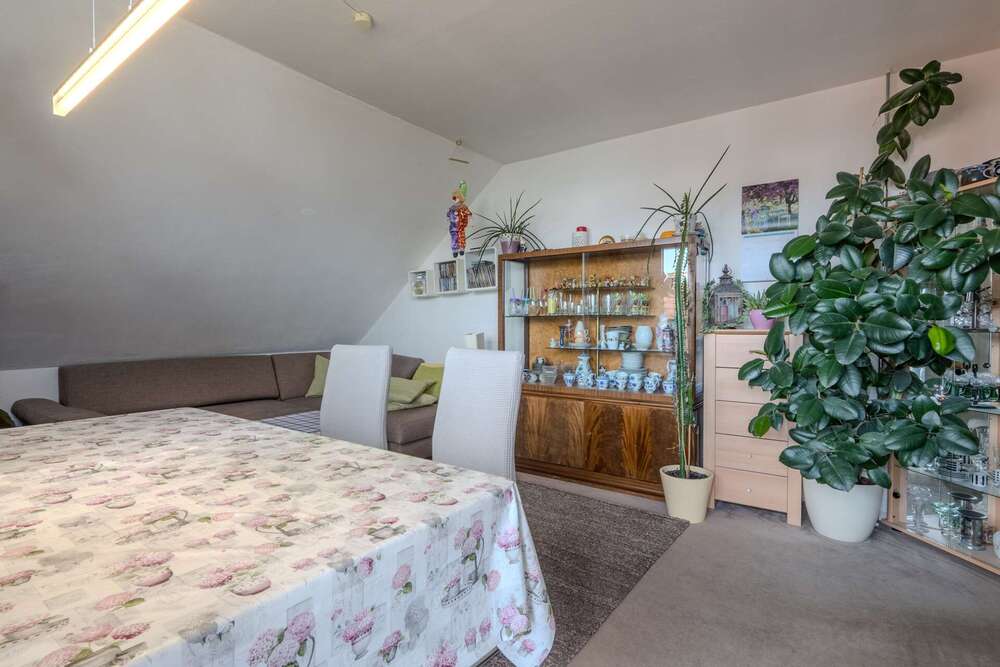 Thumbnail-Wohnung zum Kaufen in Reutlingen Sondelfingen 150.000,00 € 46.84 m²