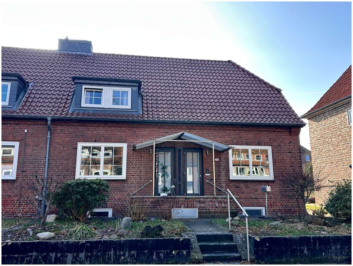 Thumbnail-Haus zum Kaufen in Stade 349.000,00 € 134.36 m²