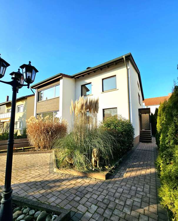 Thumbnail-Haus zum Kaufen in Rödermark 699.000,00 € 200 m²