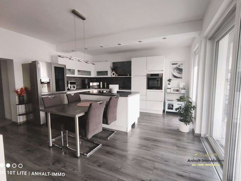 Thumbnail-Haus zum Kaufen in Sandersdorf-Brehna 300.000,00 € 130.89 m²