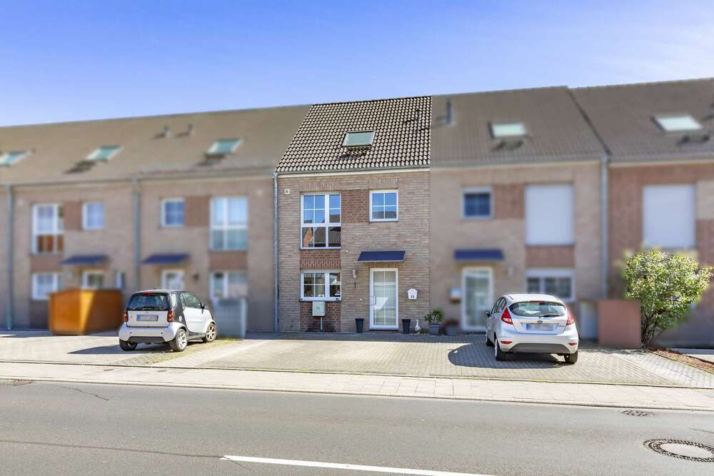 Thumbnail-Haus zum Kaufen in Köln 695.000,00 € 133 m²