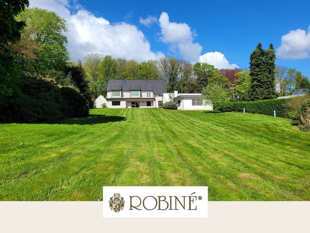 Thumbnail-Haus zum Kaufen in Düsseldorf 3.500.000,00 € 720 m²