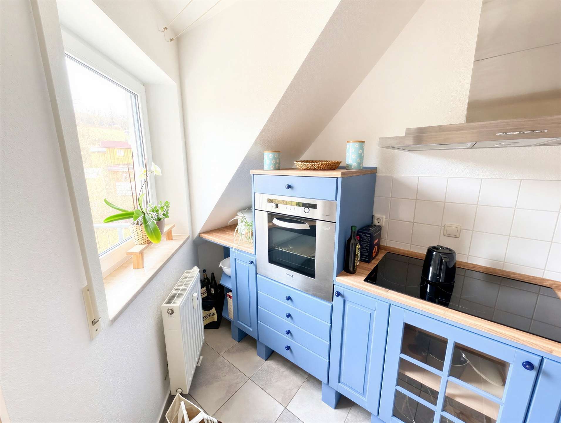Thumbnail-Wohnung zum Mieten in Reinsdorf 470,00 € 61.99 m²
