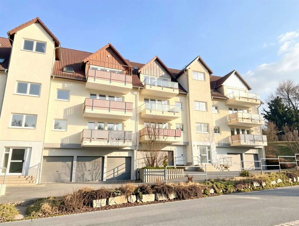 Thumbnail-Wohnung zum Mieten in Reinsdorf 500,00 € 61.99 m²