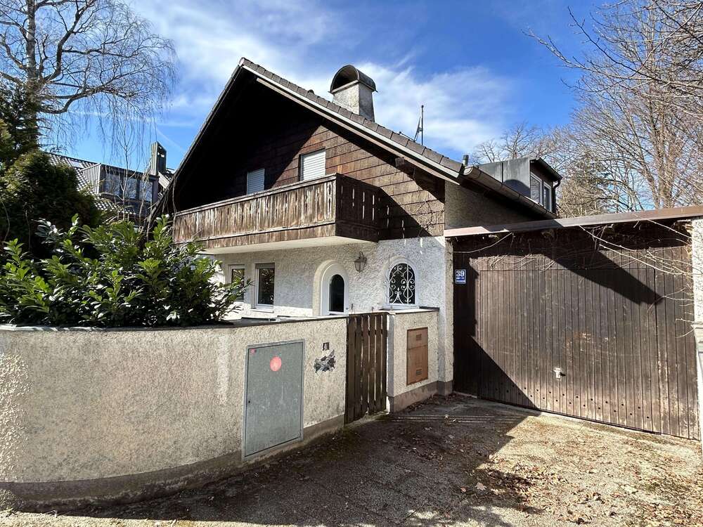 Thumbnail-Haus zum Kaufen in München 995.000,00 € 156.49 m²