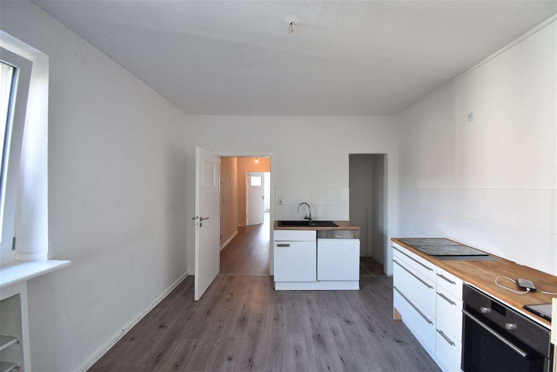 Thumbnail-Wohnung zum Mieten in Düsseldorf 1.100,00 € 68.47 m²