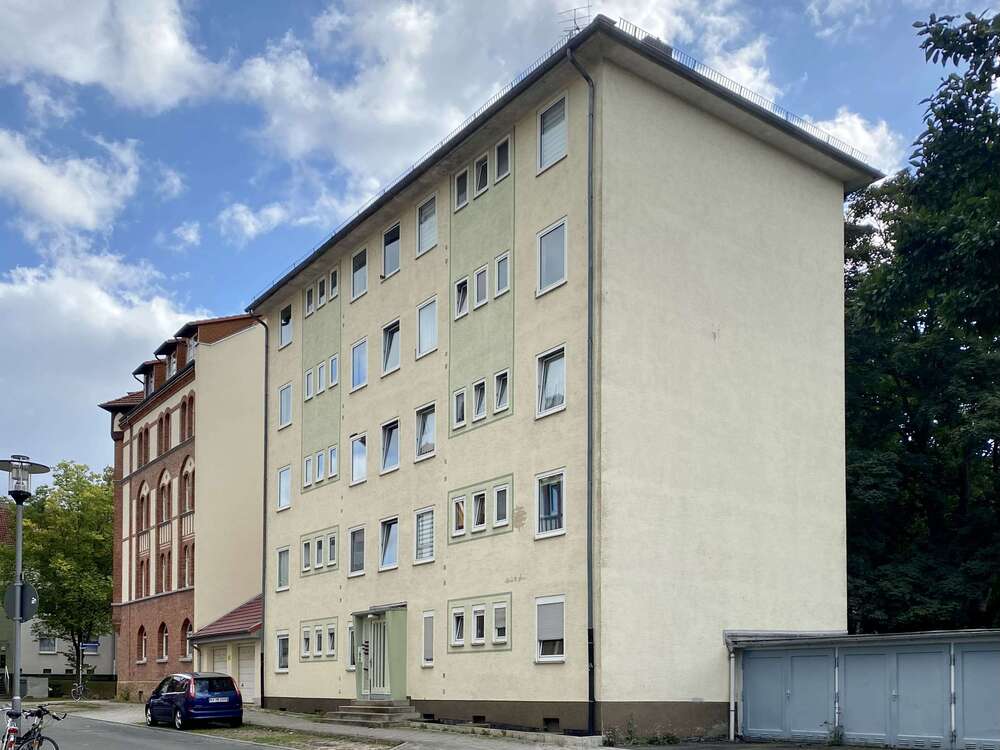 Thumbnail-Wohnung zum Mieten in Kassel 388,00 € 52.17 m²