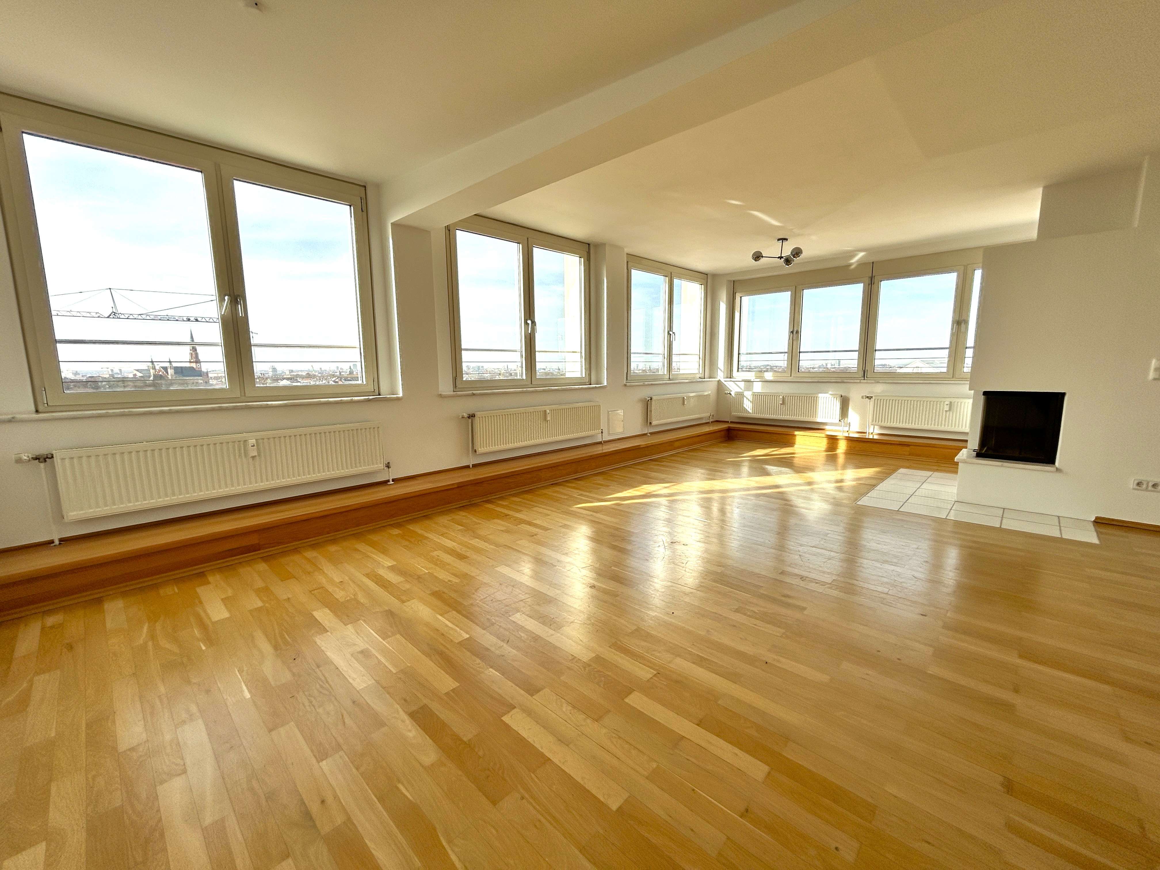 Thumbnail-Wohnung zum Mieten in München 2.400,00 € 131.42 m²