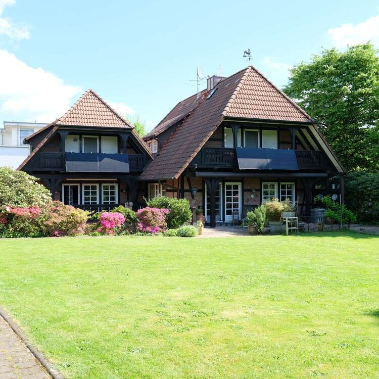 Thumbnail-Haus zum Kaufen in Rösrath 995.000,00 € 229.1 m²