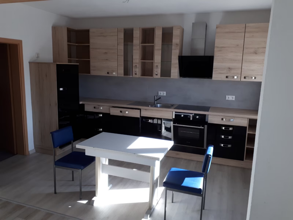 Thumbnail-Haus zum Kaufen in Brandenburg - FalkenbergElster 130.000,00 € 150 m²