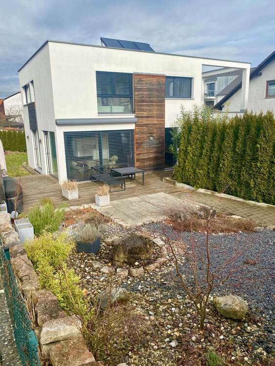 Thumbnail-Haus zum Kaufen in Ingolstadt 1.054.000,00 € 147 m²