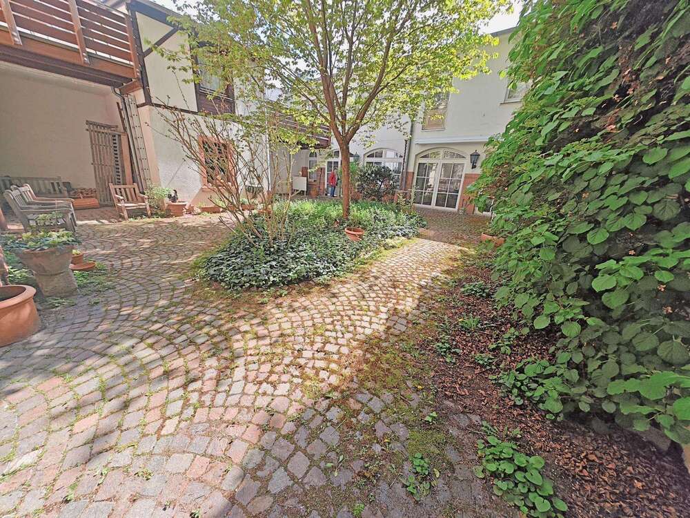 Thumbnail-Wohnung zum Mieten in Heidelberg 1.500,00 € 97 m²