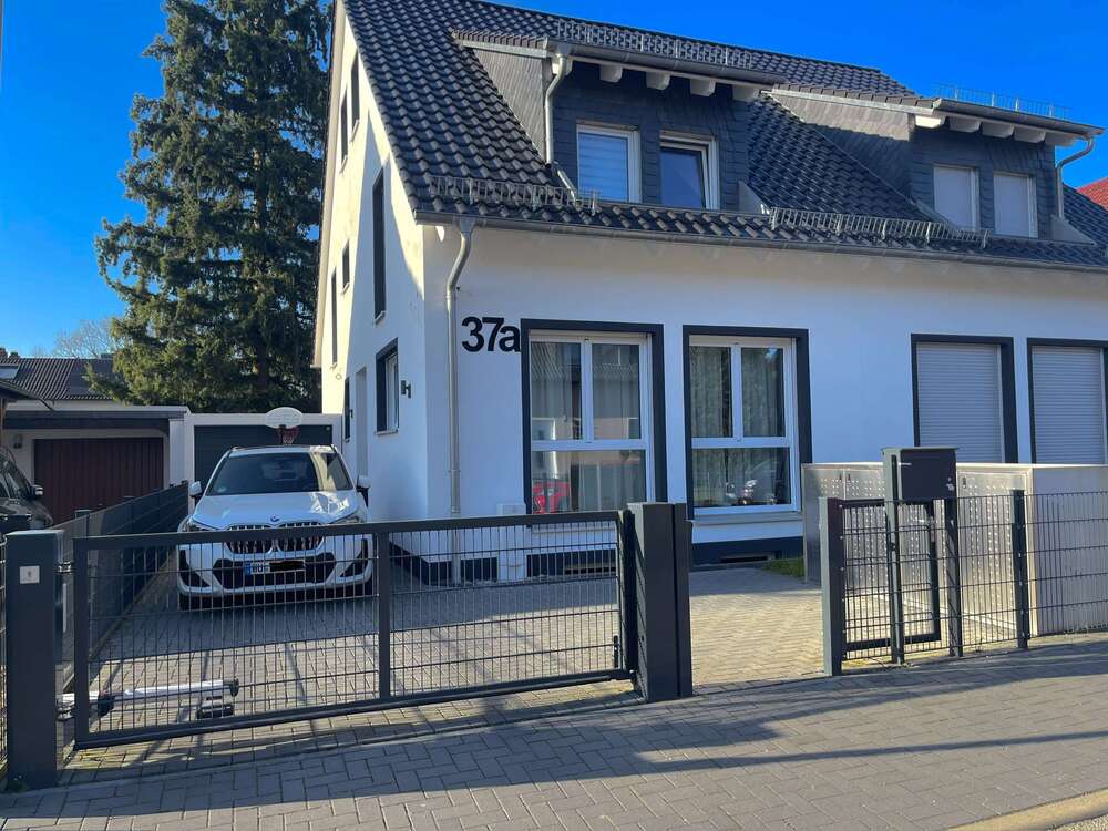 Thumbnail-Haus zum Mieten in Hanau 2.200,00 € 155 m²