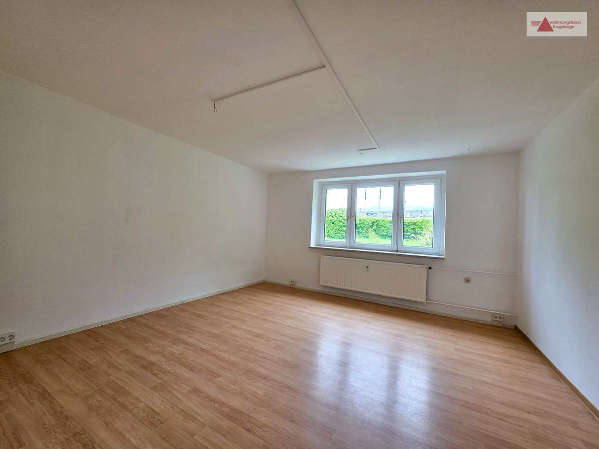 Thumbnail-Wohnung zum Mieten in Raschau-Markersbach 315,00 € 61 m²