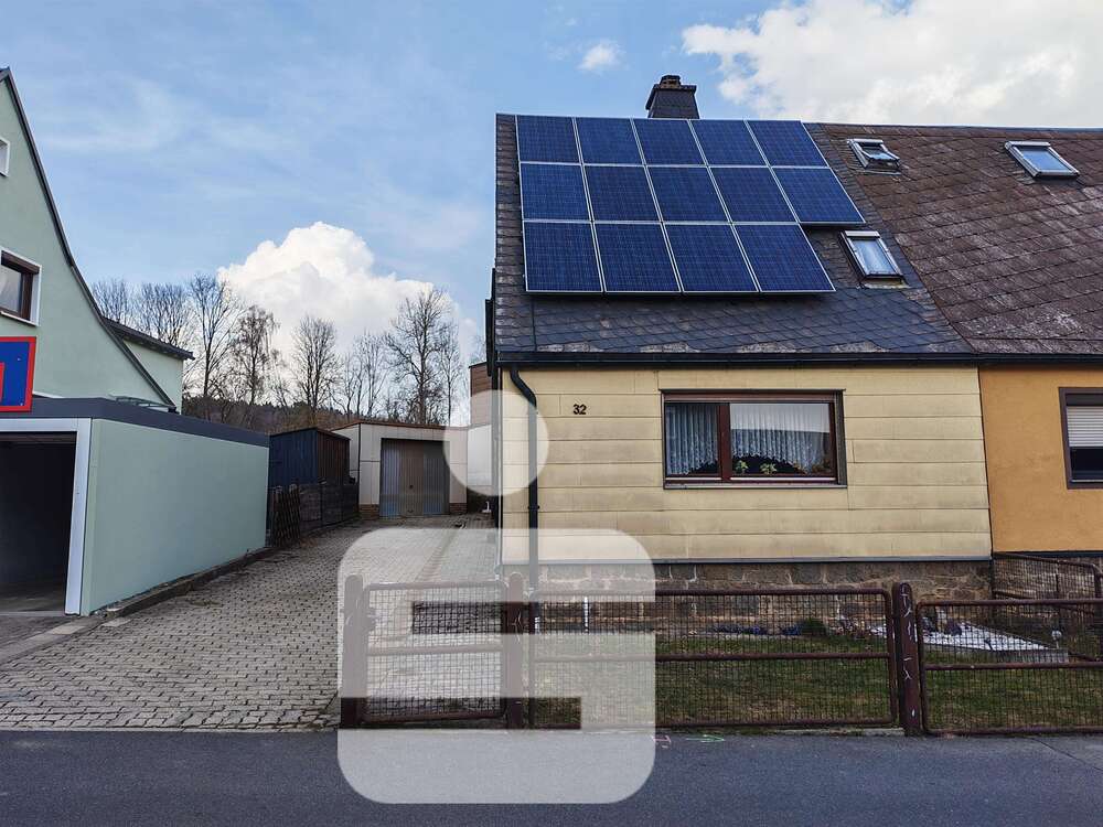 Thumbnail-Haus zum Kaufen in Kirchenlamitz 100.000,00 € 130 m²