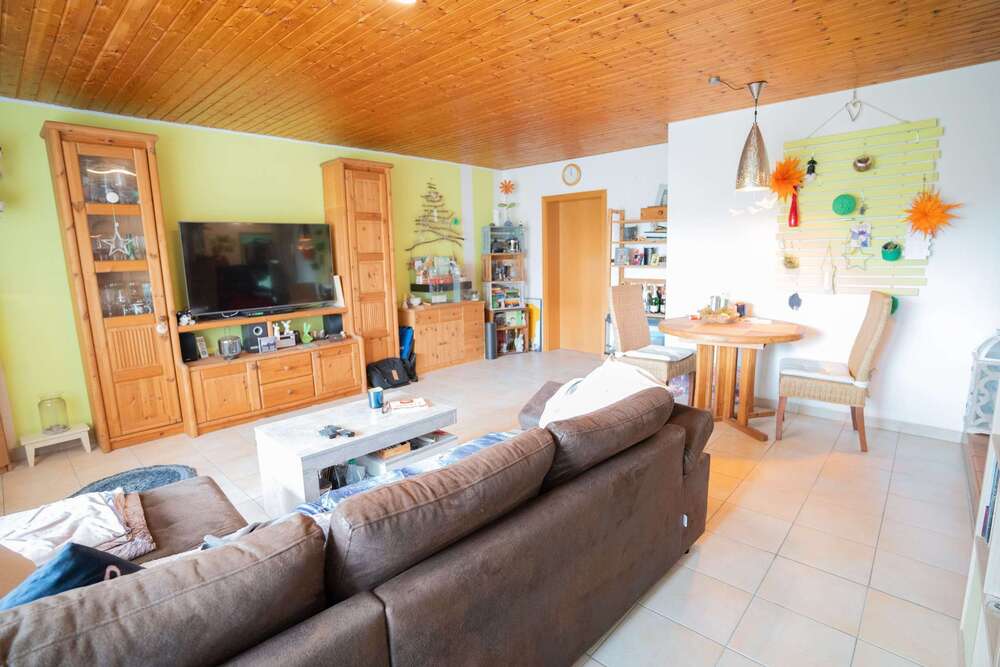 Thumbnail-Wohnung zum Kaufen in Sachsenheim 185.000,00 € 78 m²