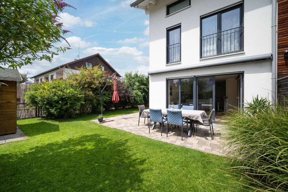 Thumbnail-Haus zum Kaufen in Höhenkirchen 1.190.000,00 € 151 m²