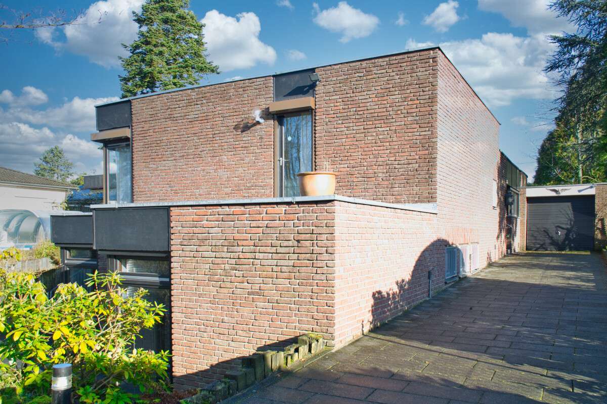 Thumbnail-Haus zum Kaufen in Mönchengladbach 848.000,00 € 192.82 m²