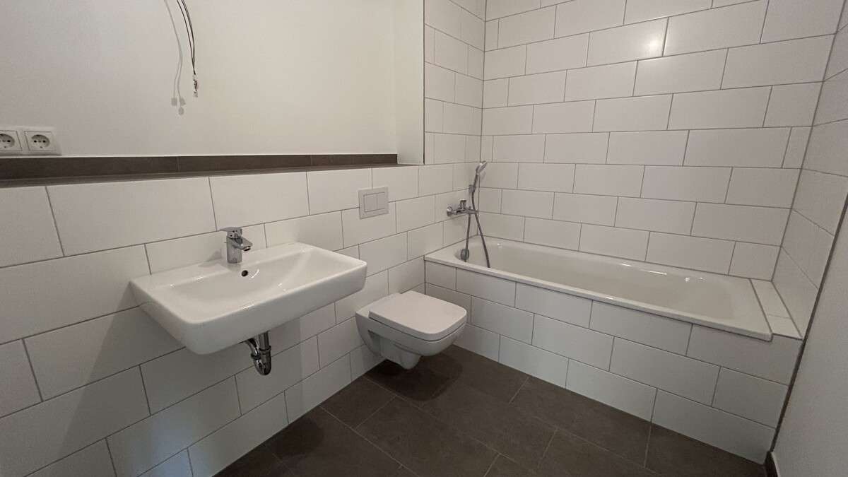 Thumbnail-Wohnung zum Kaufen in Geesthacht 408.000,00 € 83.36 m²