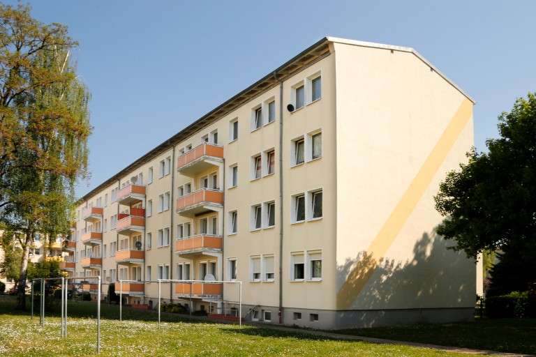 Thumbnail-Wohnung zum Mieten in Braunsbedra 329,00 € 47 m²