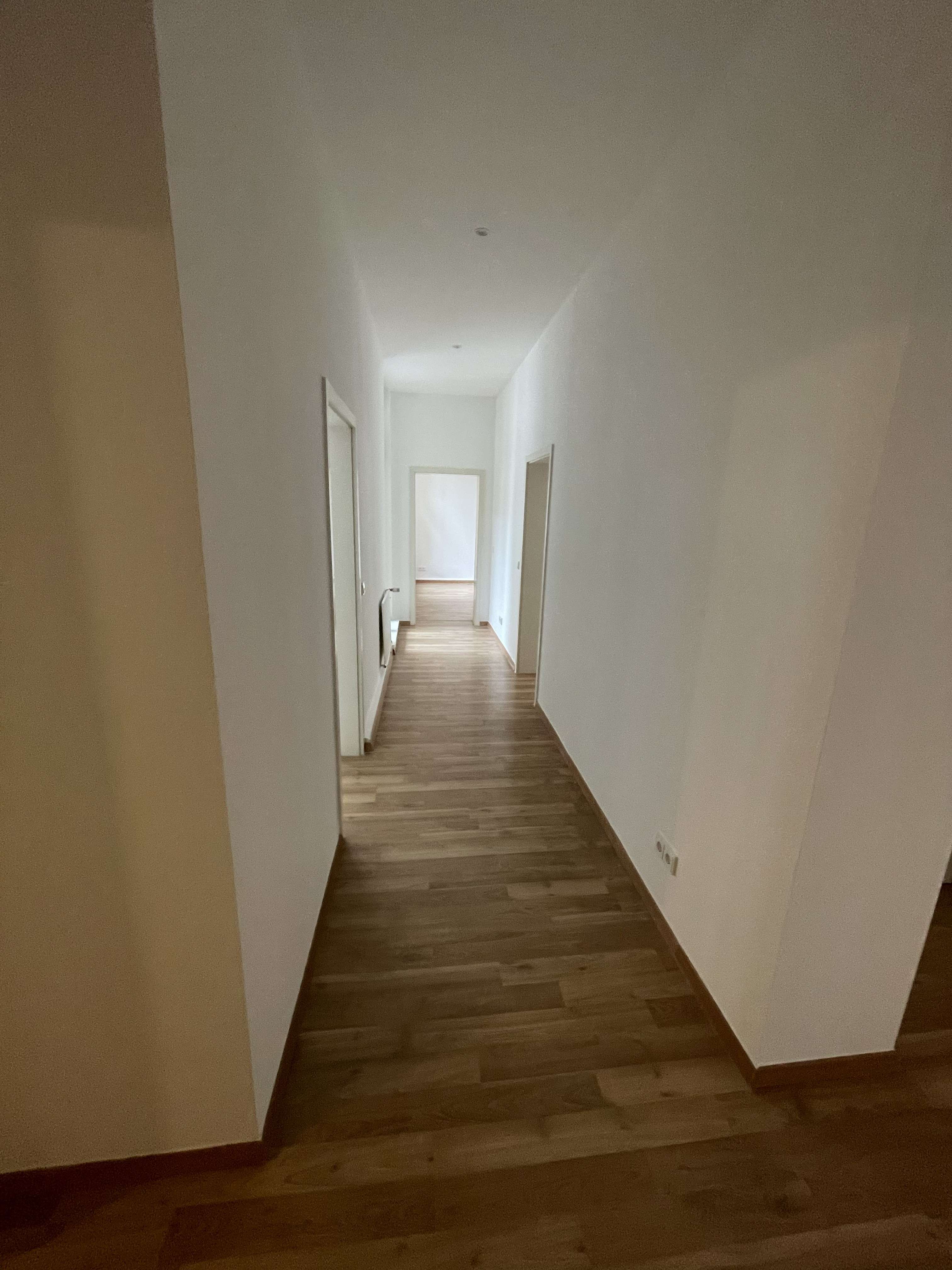 Thumbnail-Wohnung zum Mieten in Wiesbaden 1.350,00 € 110 m²