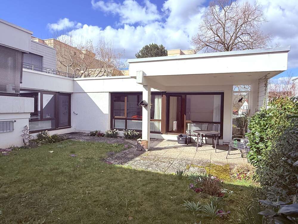 Thumbnail-Haus zum Kaufen in Esslingen am Neckar 650.000,00 € 146 m²