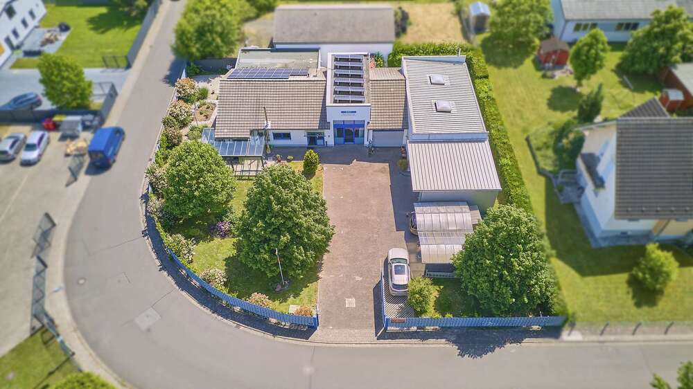 Thumbnail-Haus zum Kaufen in Limeshain 699.000,00 € 165 m²