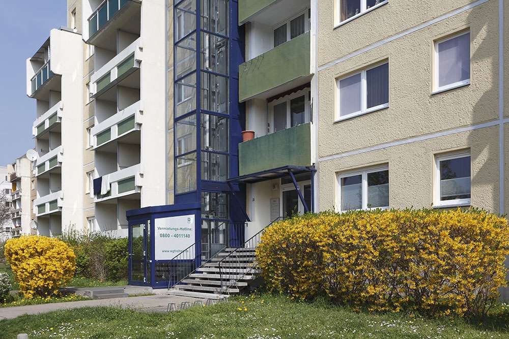 Thumbnail-Wohnung zum Mieten in Halle (Saale) 246,48 € 31.53 m²