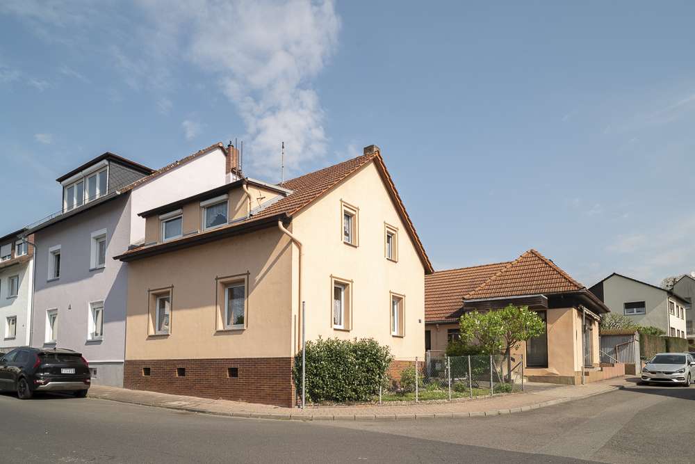 Thumbnail-Haus zum Kaufen in Frankfurt Bonames 495.000,00 € 100 m²
