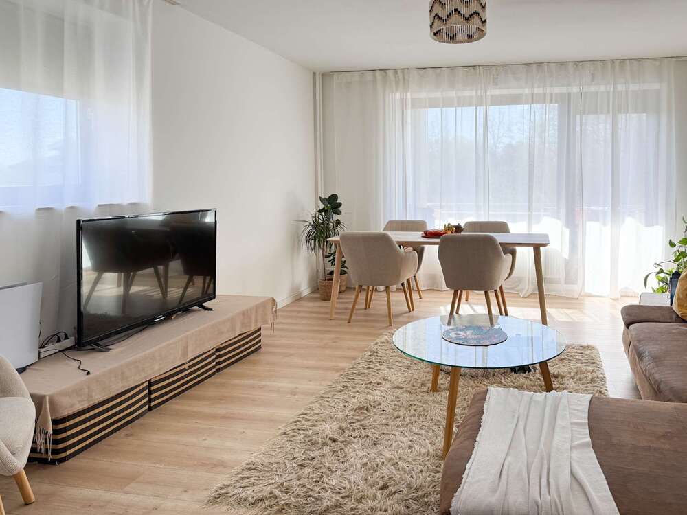 Thumbnail-Wohnung zum Kaufen in Schenefeld 165.000,00 € 74 m²