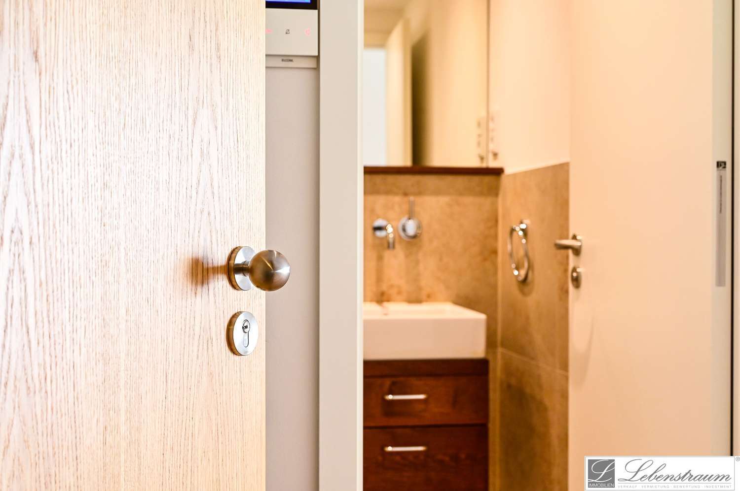 Thumbnail-Wohnung zum Kaufen in München 770.000,00 € 69 m²