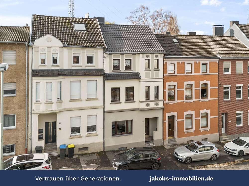 Thumbnail-Haus zum Kaufen in Eschweiler 190.000,00 € 183 m²