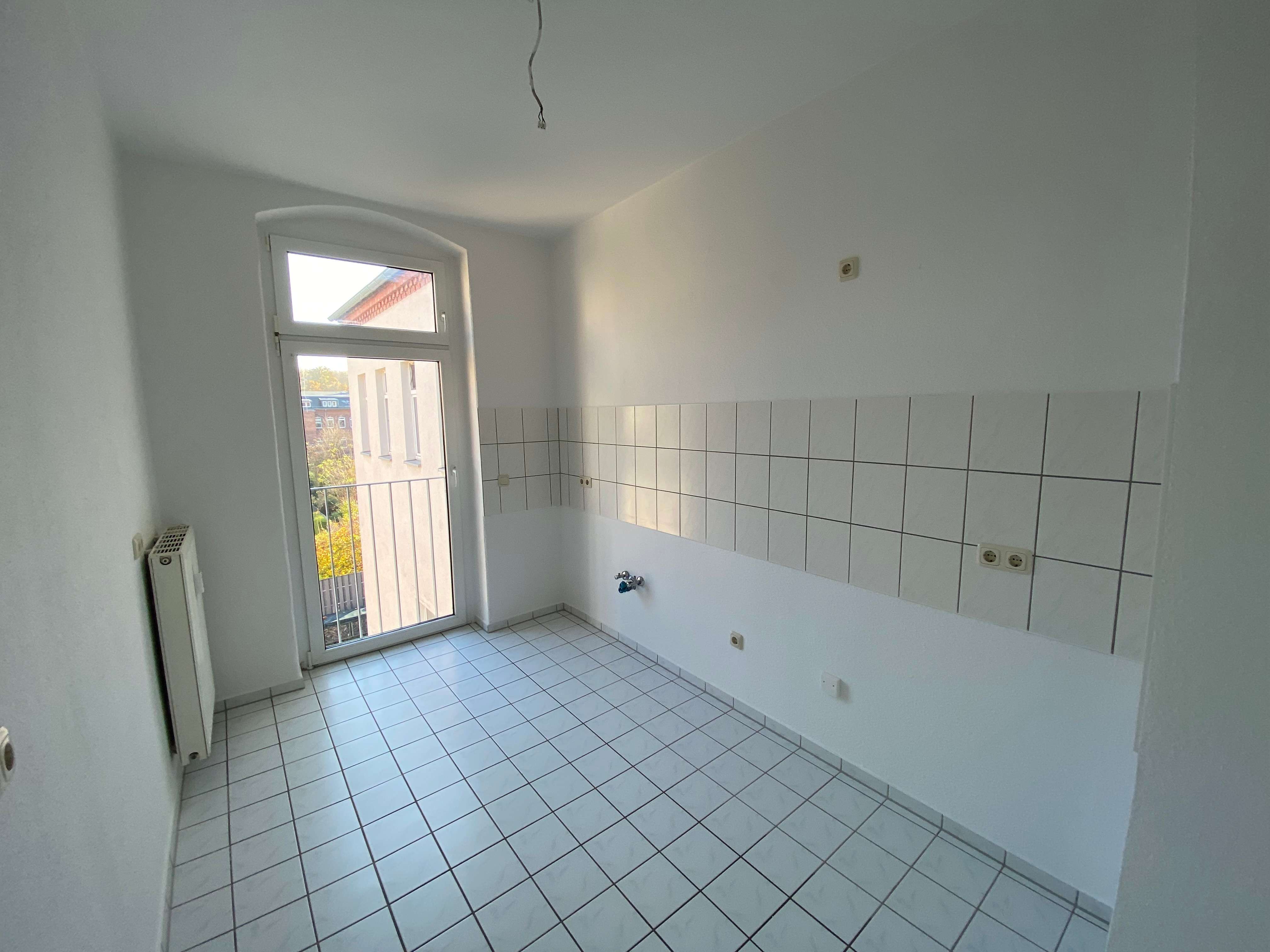 Thumbnail-Wohnung zum Mieten in Zwickau 485,00 € 82.59 m²