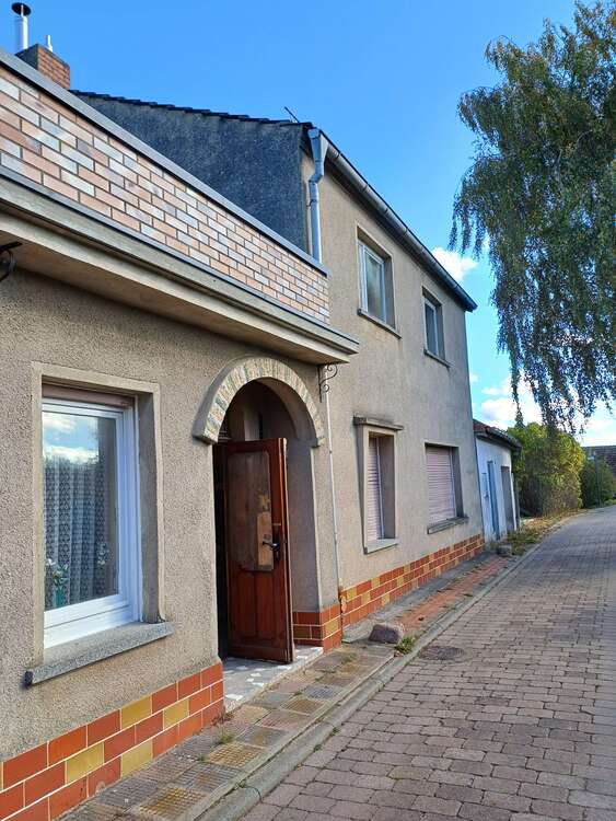 Thumbnail-Haus zum Kaufen in Rheinsberg Flecken Zechlin 160.000,00 € 193 m²