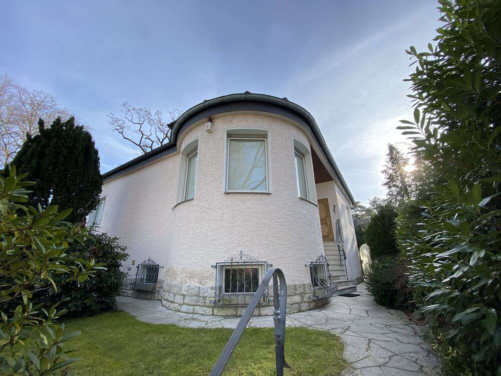 Thumbnail-Haus zum Mieten in Berlin 3.800,00 € 160 m²