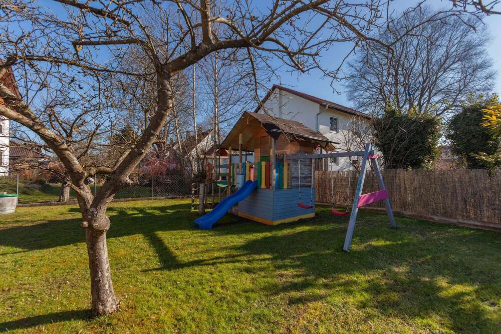 Thumbnail-Haus zum Kaufen in Gröbenzell 590.000,00 € 130.7 m²