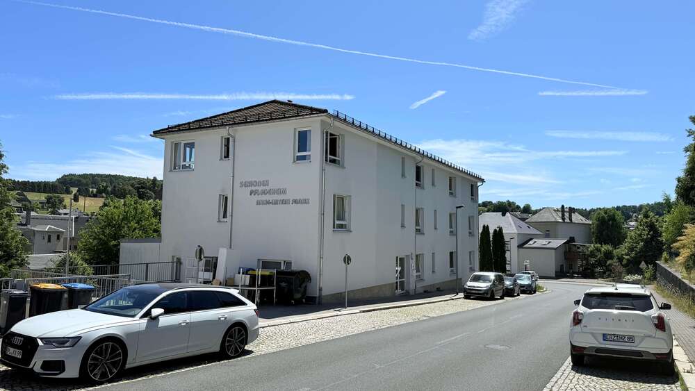 Thumbnail-Haus zum Kaufen in Ellefeld 650.000,00 € 700 m²
