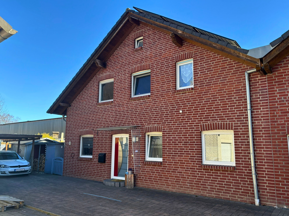 Thumbnail-Haus zum Kaufen in Neuenrade 279.000,00 € 144.41 m²