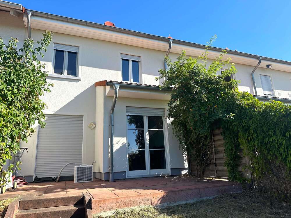 Thumbnail-Haus zum Kaufen in Hofheim-Diedenbergen 675.000,00 € 120 m²