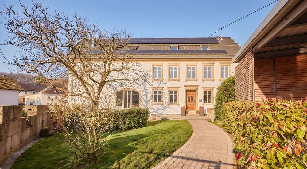 Thumbnail-Haus zum Kaufen in Nonnweiler Kastel 940.000,00 € 350 m²