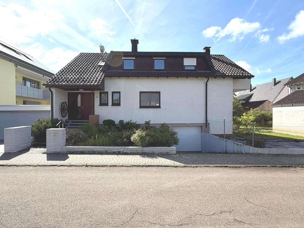 Thumbnail-Haus zum Kaufen in Wolfschlugen 549.000,00 € 154 m²