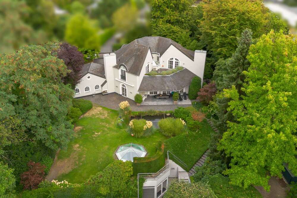 Thumbnail-Haus zum Kaufen in Köln 2.790.000,00 € 343 m²