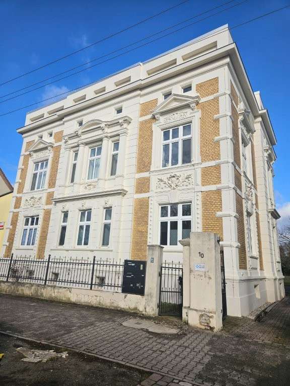 Thumbnail-Wohnung zum Mieten in Magdeburg 1.220,00 € 163 m²