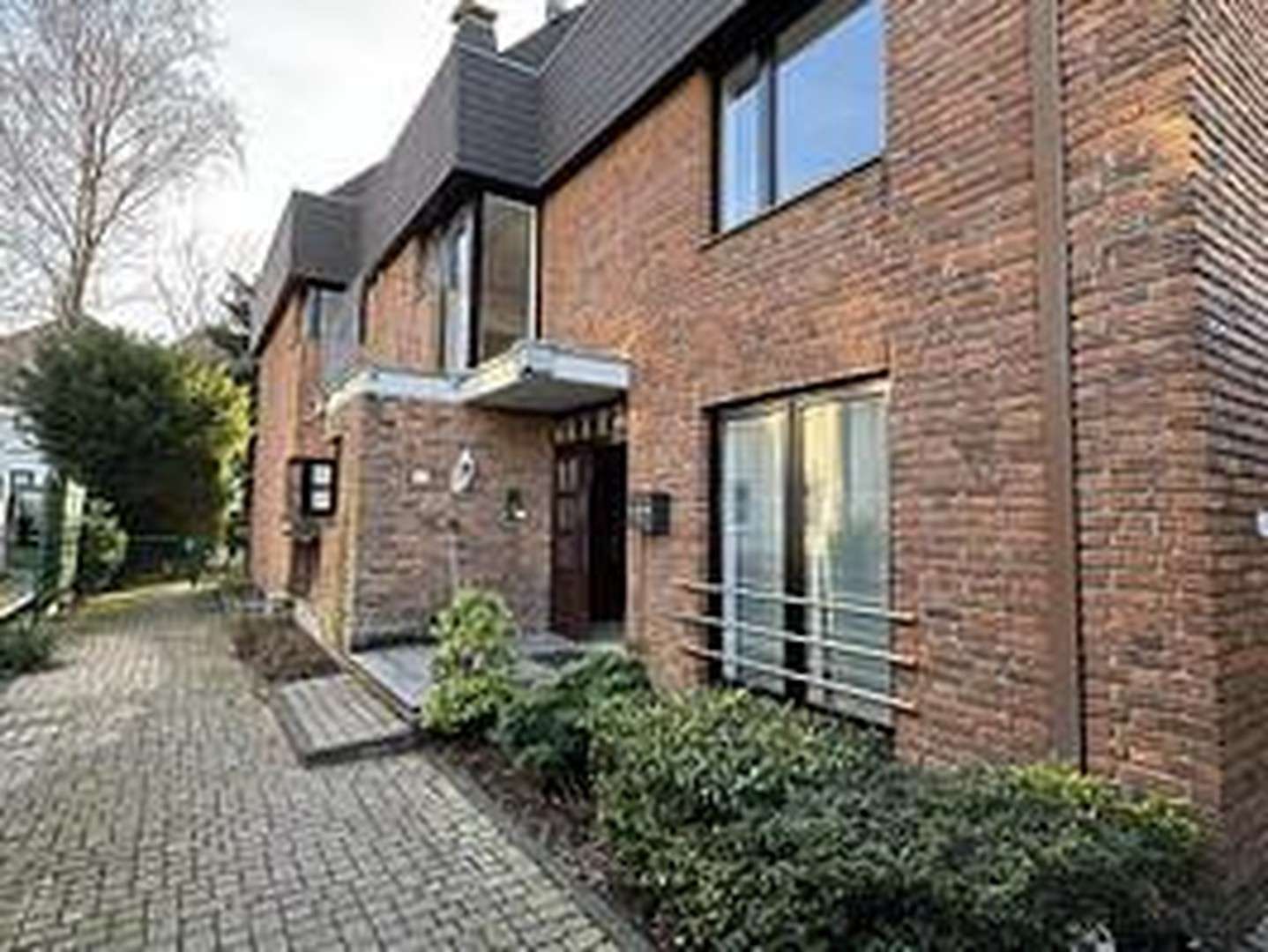 Thumbnail-Wohnung zum Mieten in Bergisch Gladbach 1.490,00 € 109 m²