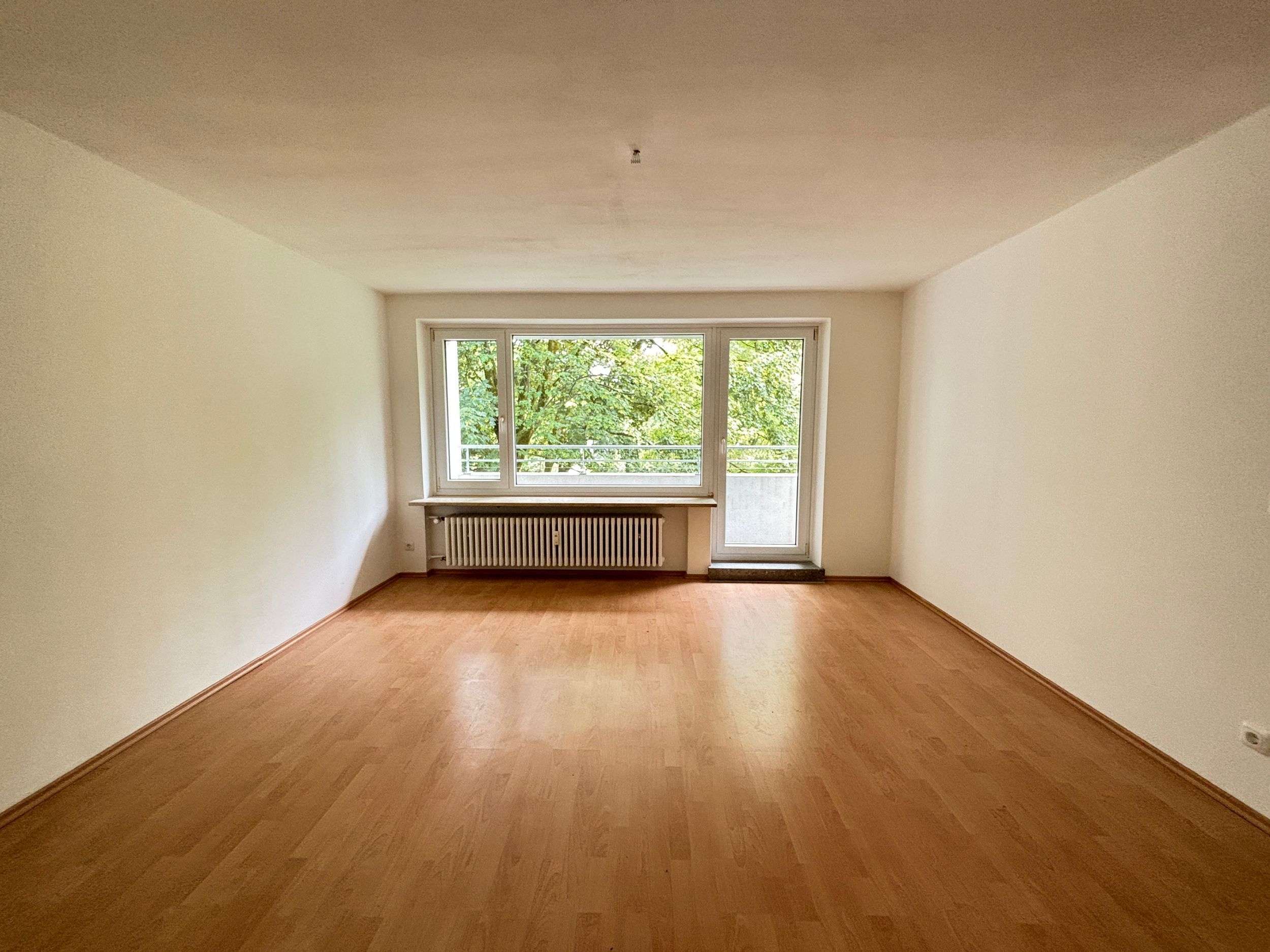 Thumbnail-Wohnung zum Mieten in Augsburg 562,25 € 41.04 m²