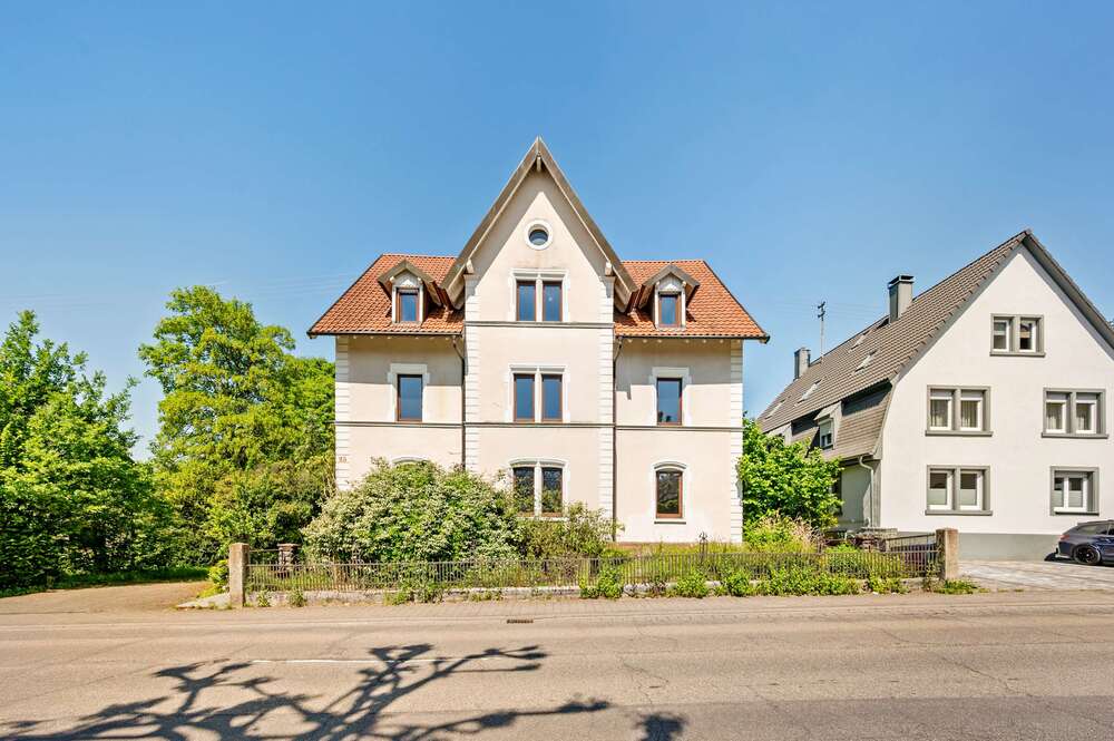 Thumbnail-Haus zum Kaufen in Baden-Baden 1.450.000,00 € 821 m²