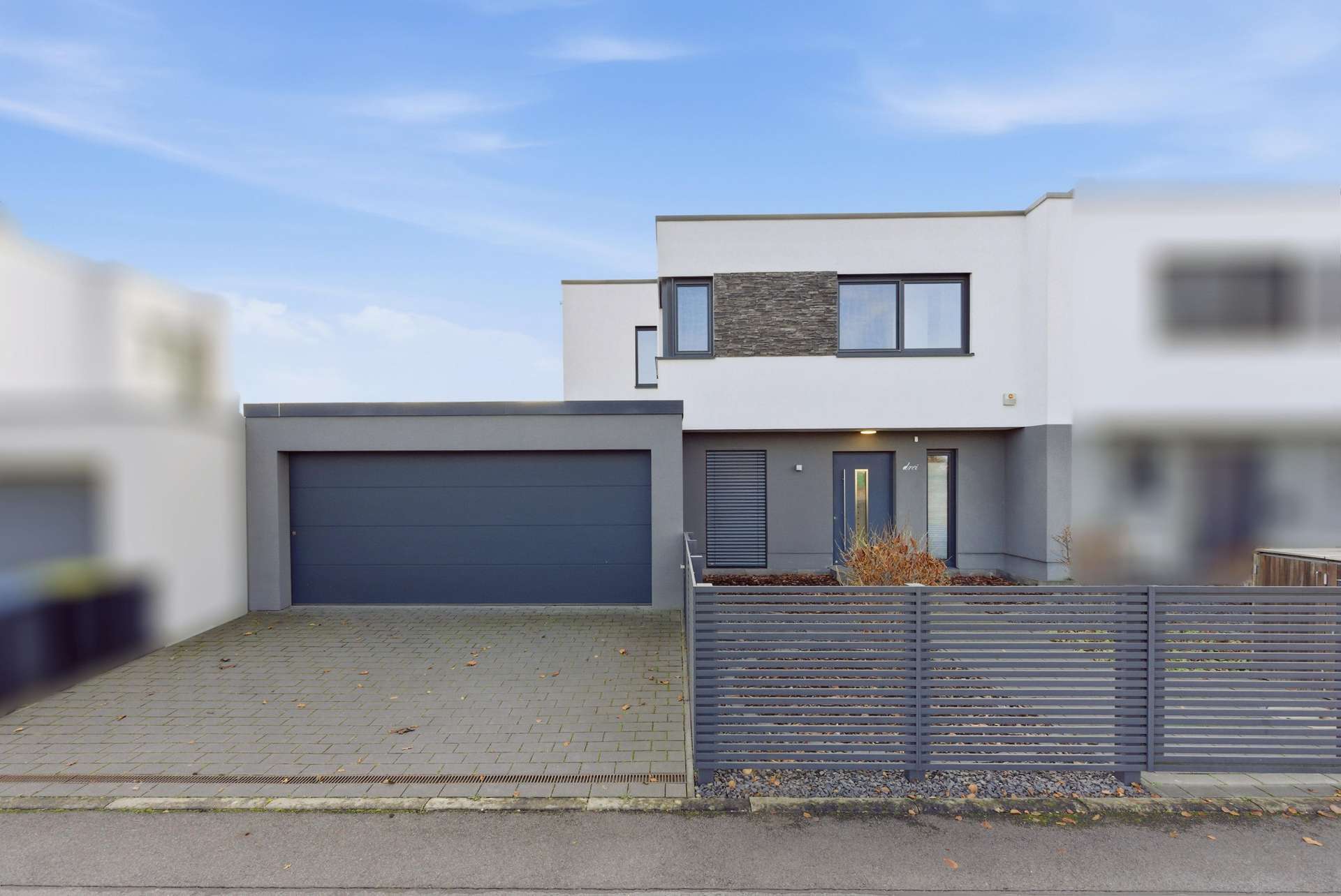 Thumbnail-Haus zum Mieten in Markkleeberg 3.000,00 € 160 m²