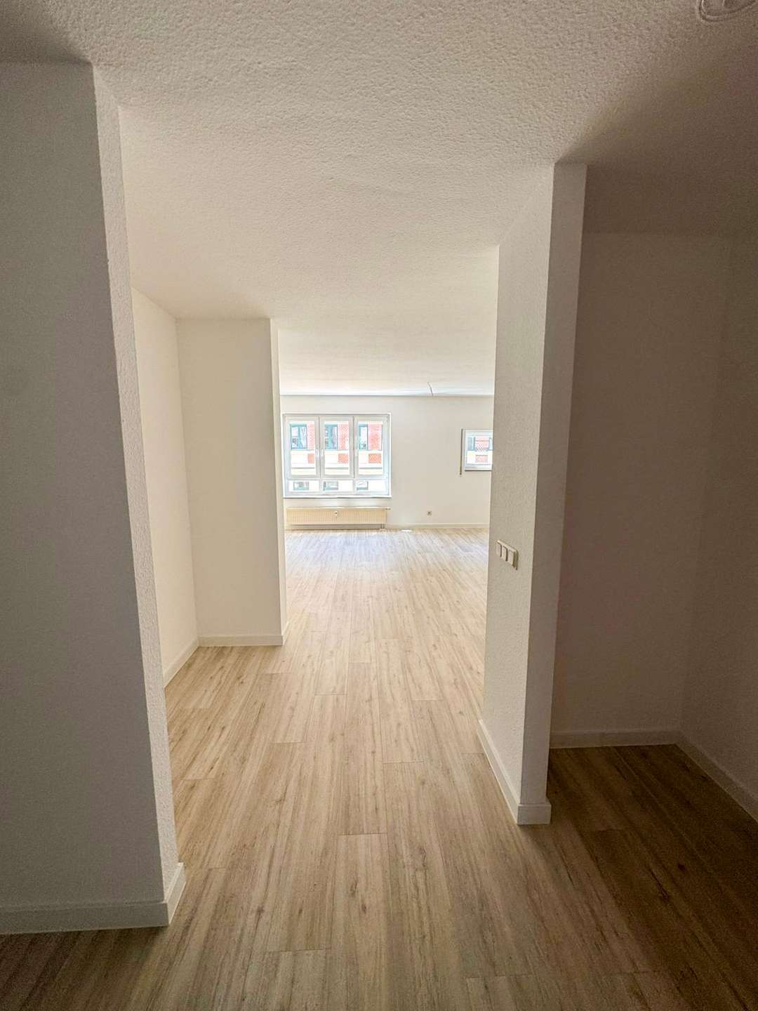 Thumbnail-Wohnung zum Kaufen in Leipzig 230.000,00 € 73 m²