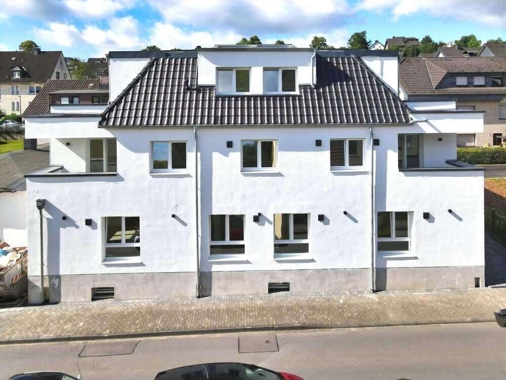 Thumbnail-Haus zum Kaufen in Attendorn 163.000,00 € 421 m²